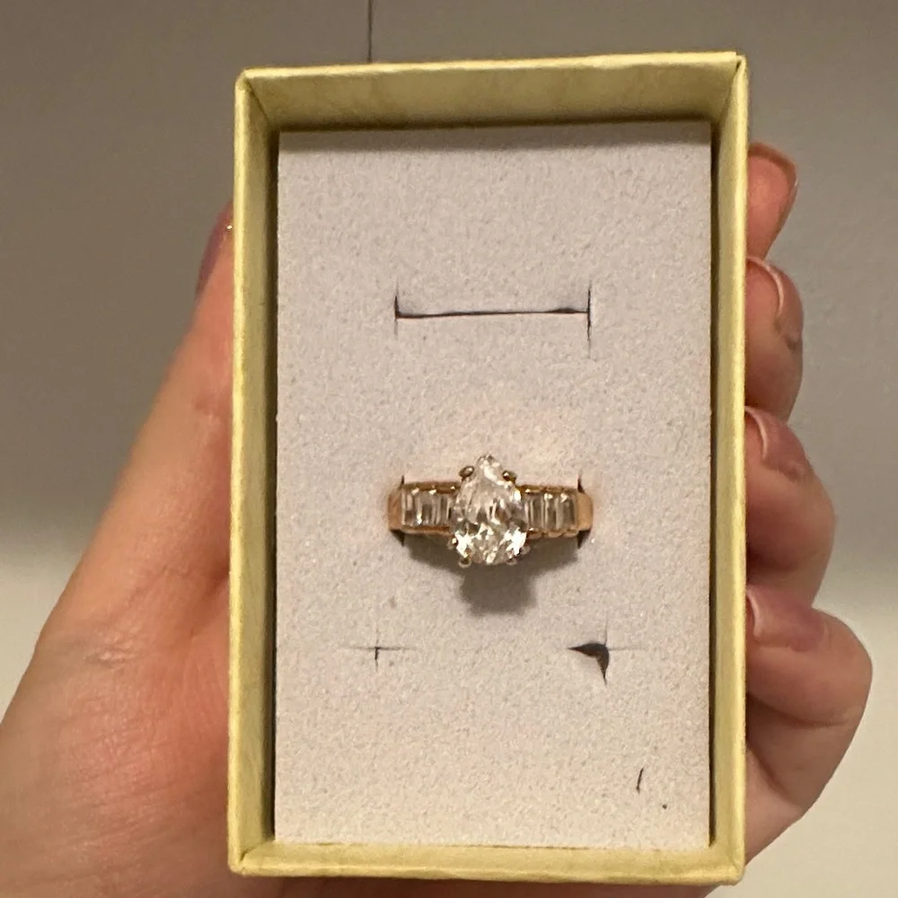 Pear-Cut Cubic Zirconia Rose Gold Engagement Ring